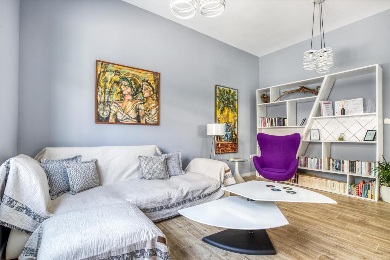 Spacious Flat With Courtyard And Private Parking! Atina Dış mekan fotoğraf