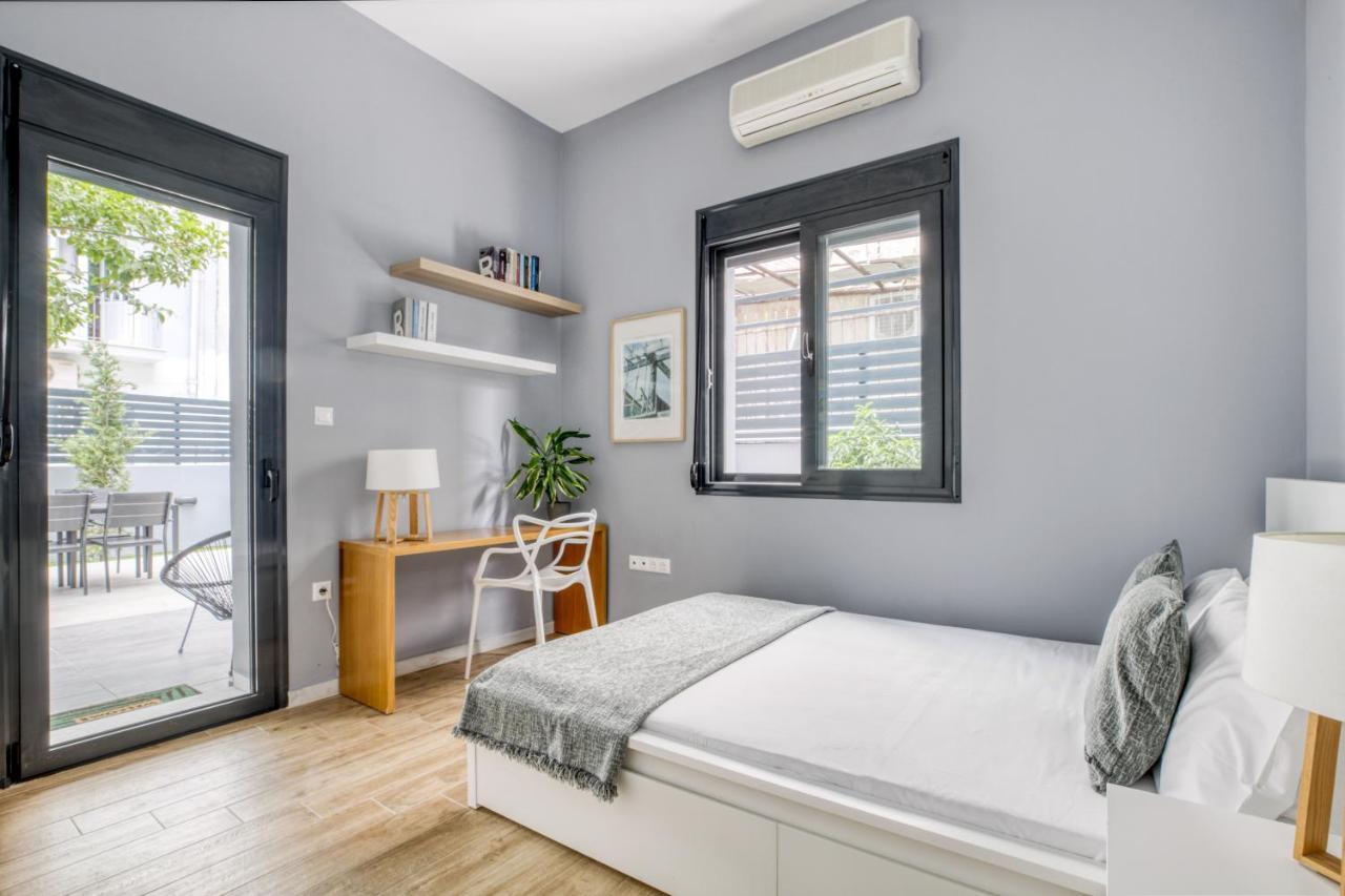 Spacious Flat With Courtyard And Private Parking! Atina Dış mekan fotoğraf