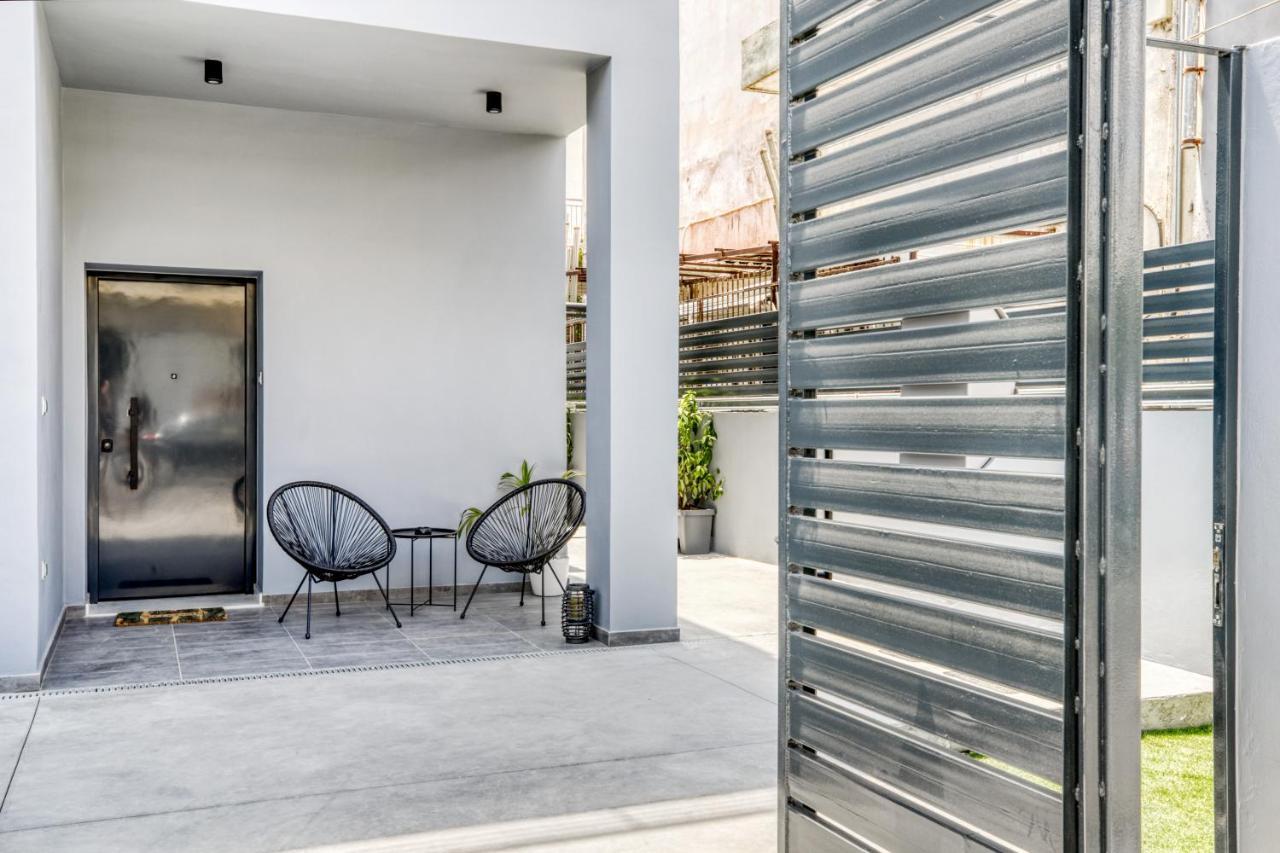 Spacious Flat With Courtyard And Private Parking! Atina Dış mekan fotoğraf