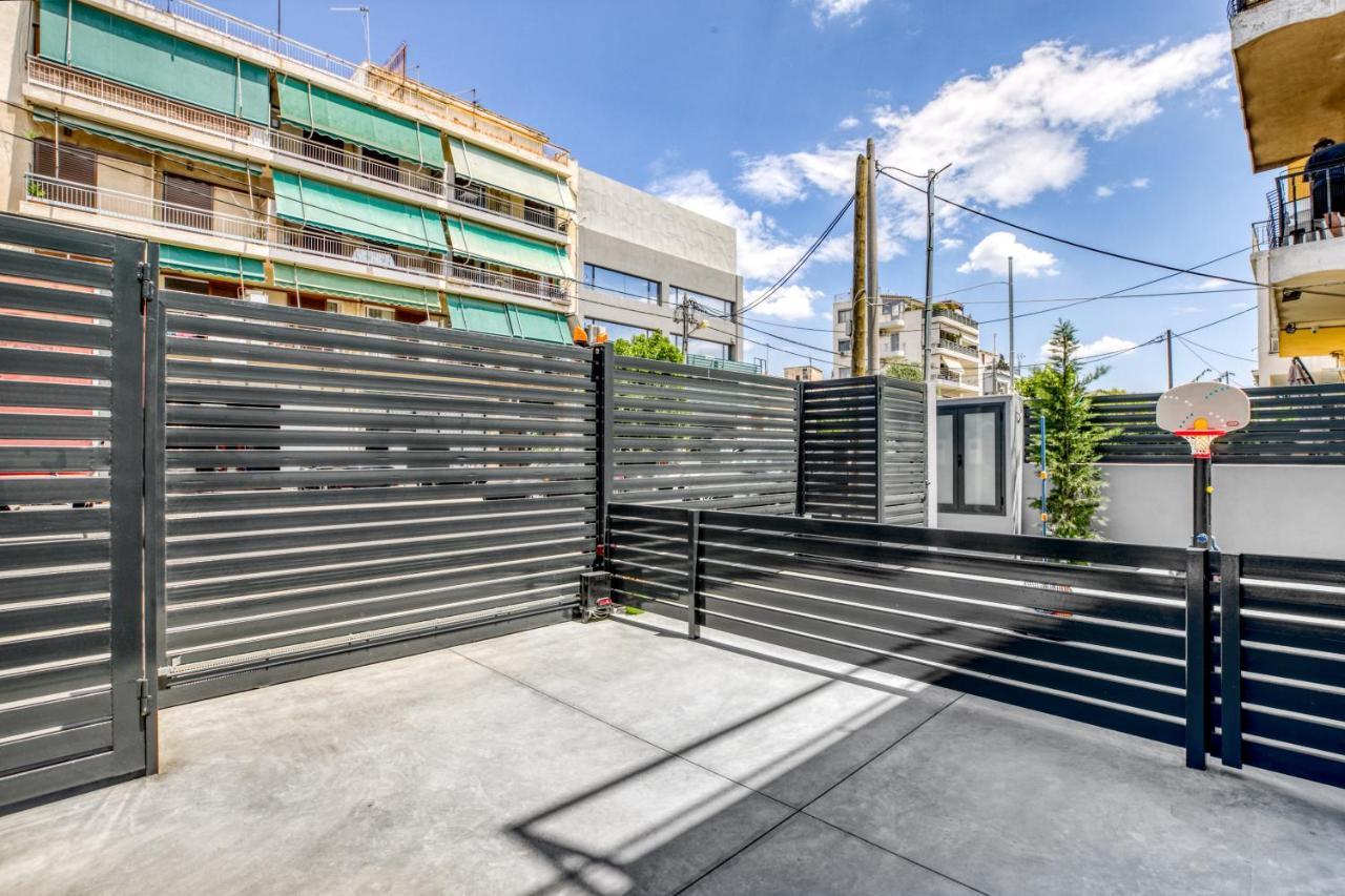 Spacious Flat With Courtyard And Private Parking! Atina Dış mekan fotoğraf