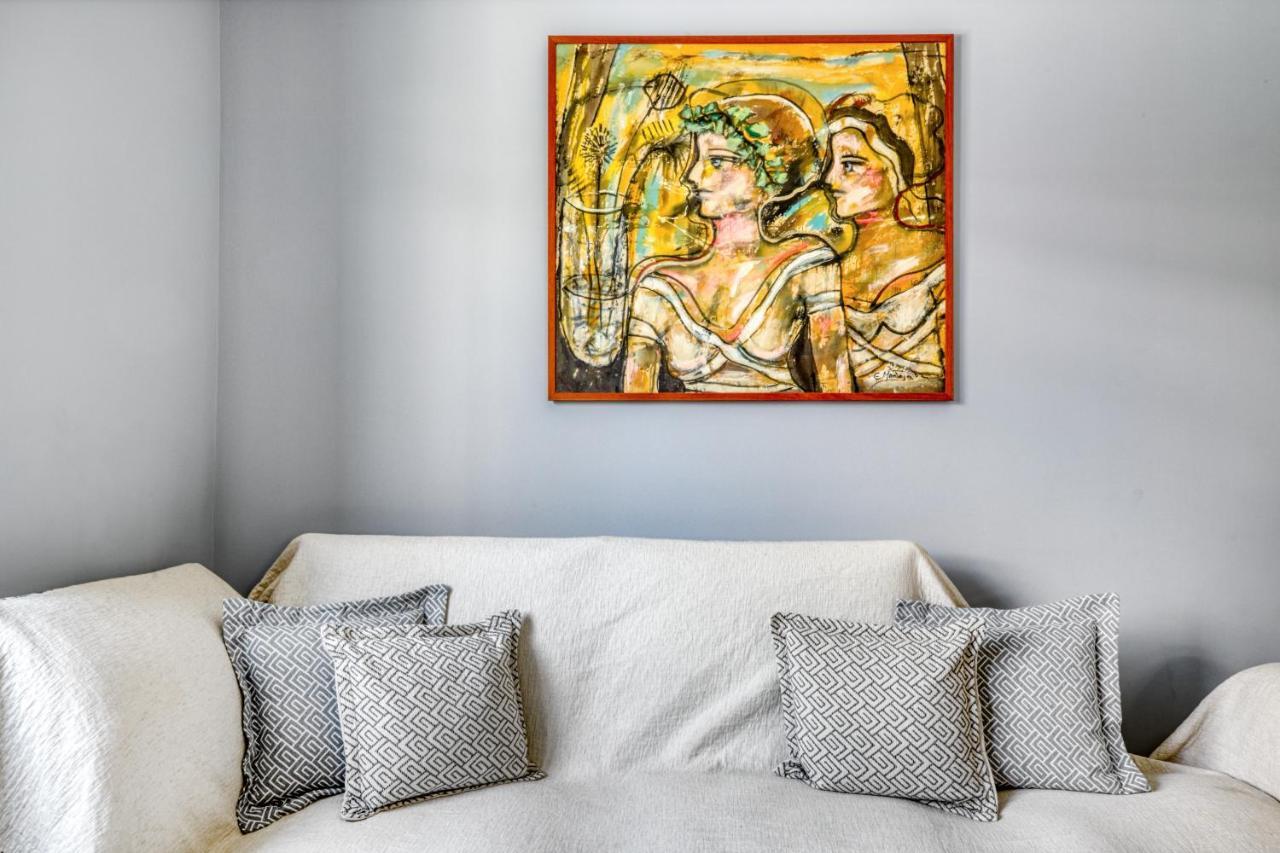 Spacious Flat With Courtyard And Private Parking! Atina Dış mekan fotoğraf