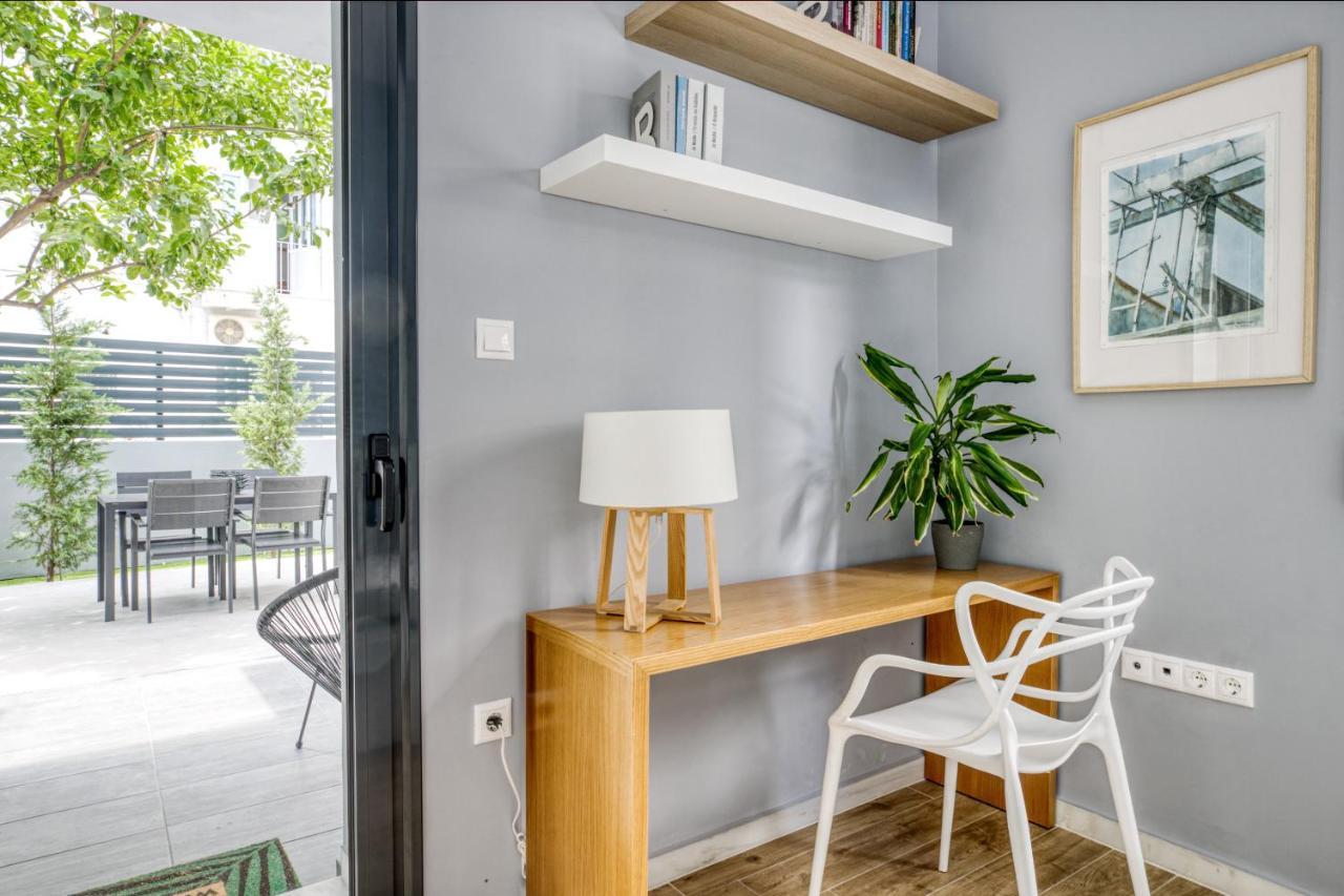 Spacious Flat With Courtyard And Private Parking! Atina Dış mekan fotoğraf