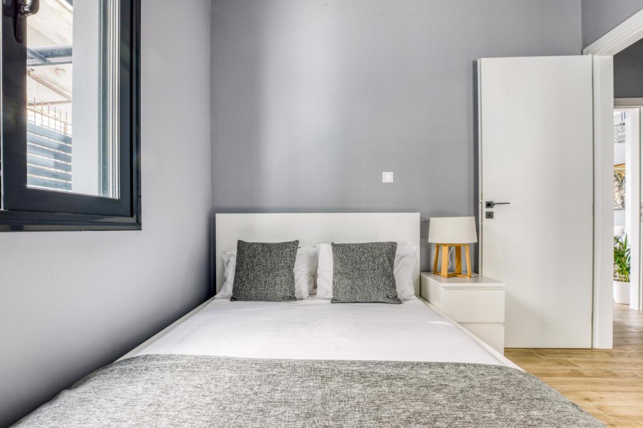 Spacious Flat With Courtyard And Private Parking! Atina Dış mekan fotoğraf